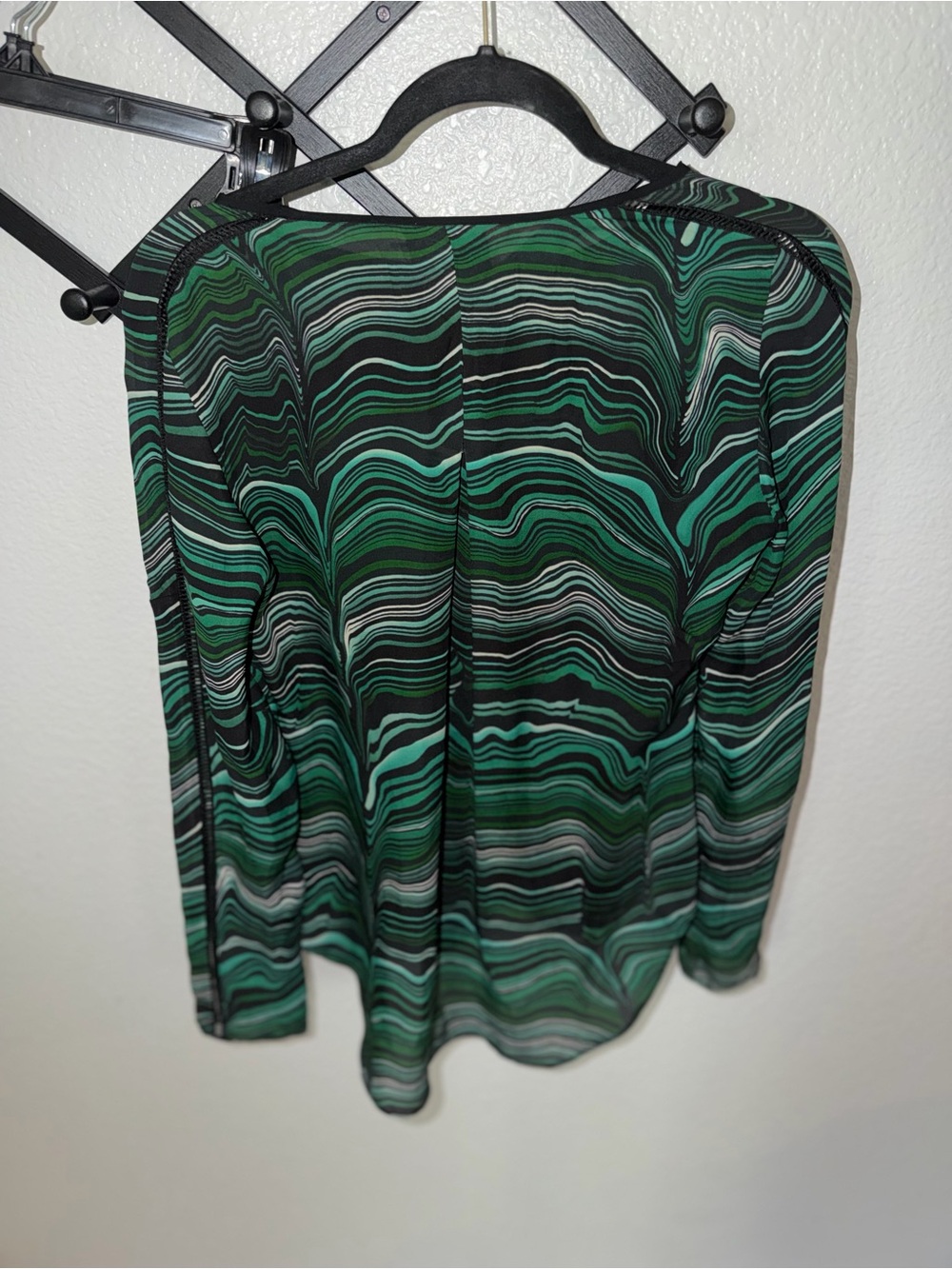 Veronica Beard Size 2 Green Black Abstract Swirl Print Sheer Lace Trim Blouse - Picture 3 of 4